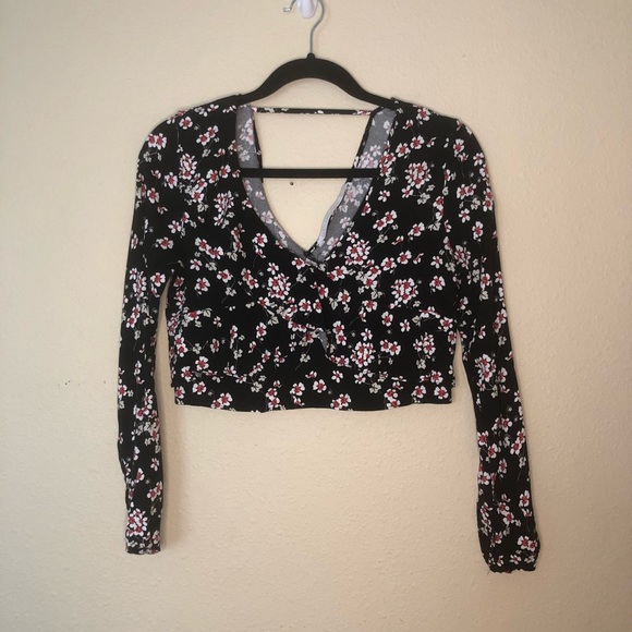 Zara Tops Zara Floral Long Sleeve Crop Top Poshmark